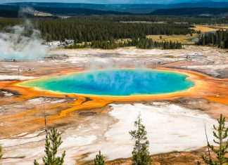 Yellowstone - Wyoming