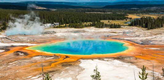 Yellowstone - Wyoming