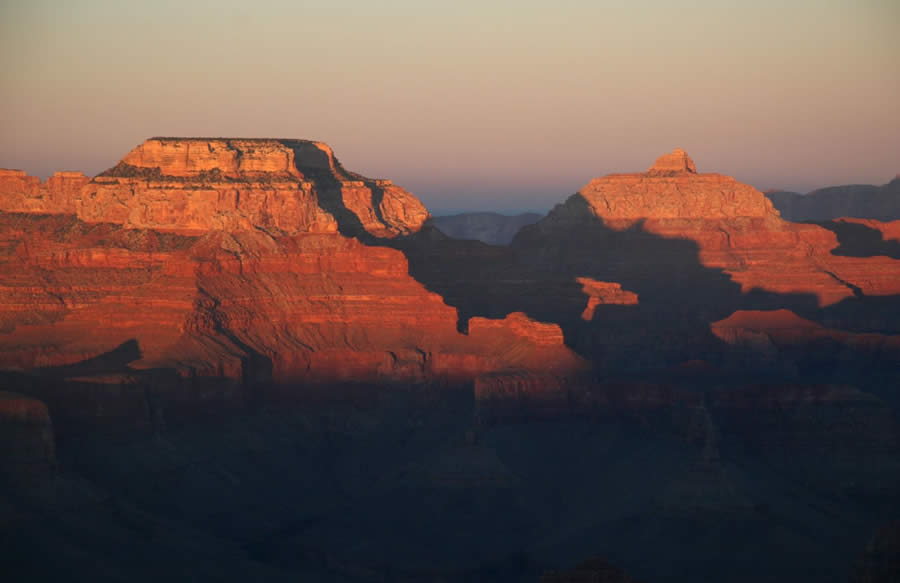 Le Lever De Soleil Sur Le Grand Canyon Instant Magique